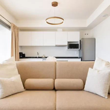 Modern 2 Bed In Habitat *