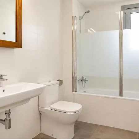 Modern 2 Bed In Habitat Lejlighed *